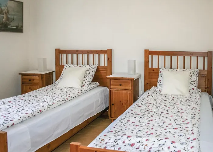 Beautiful In Appartement Pobierowo